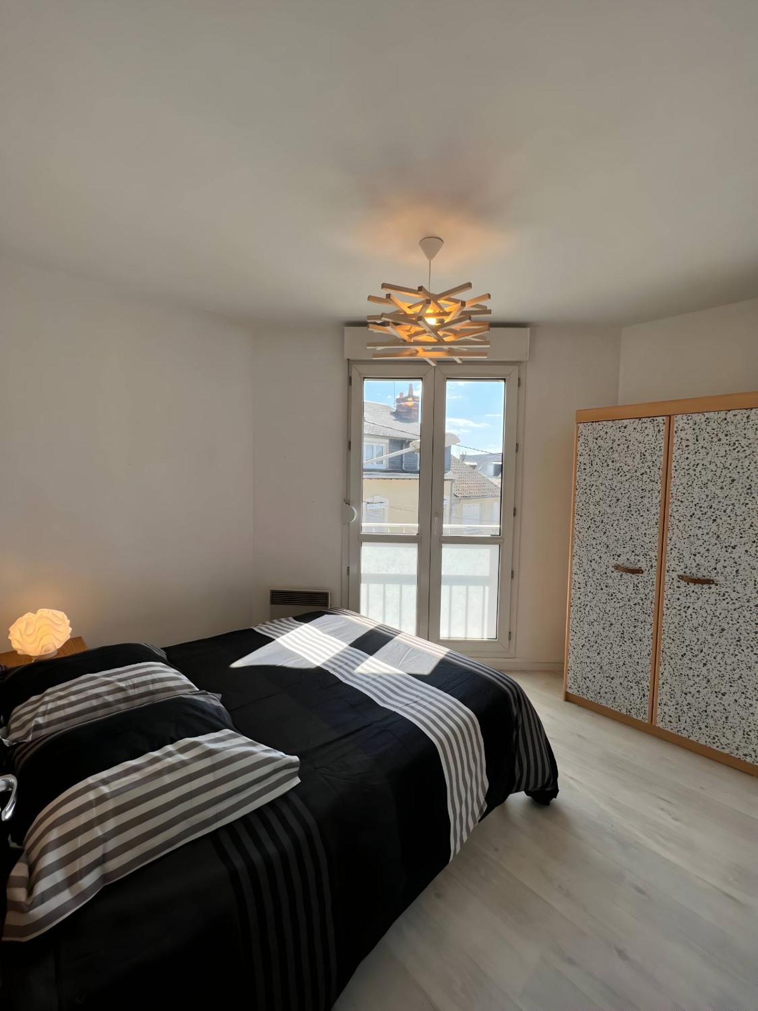L'Univers - Wifi - Tram - Reve Au Mans Apartman Le Mans Kültér fotó